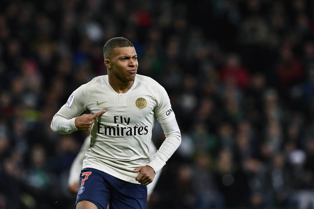 外资扫货A股！两大特点：“新面孔”频现，“老玩家”回归